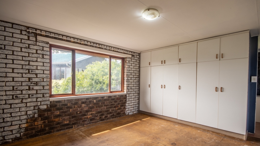 4 Bedroom Property for Sale in Sedgehill Western Cape
